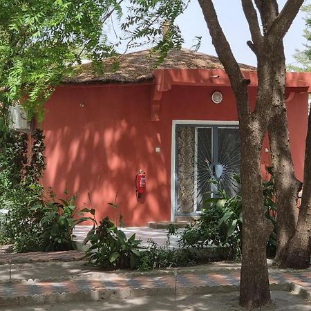 Les Fromagers Hotel Missirah Екстериор снимка